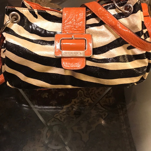 🔥🔥🔥 Strada Shoulder Bag - Picture 2 of 7